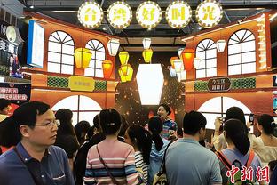 Nam diễn viên Vương Hạc Lệ, các fan nữ đến hiện trường cổ vũ: Đây là địa bàn của Lệ Lệ Lệ